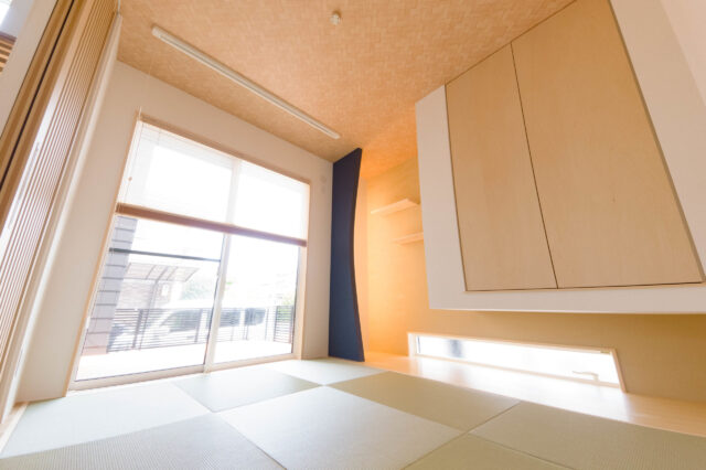 無垢の暖かさを感じるお家