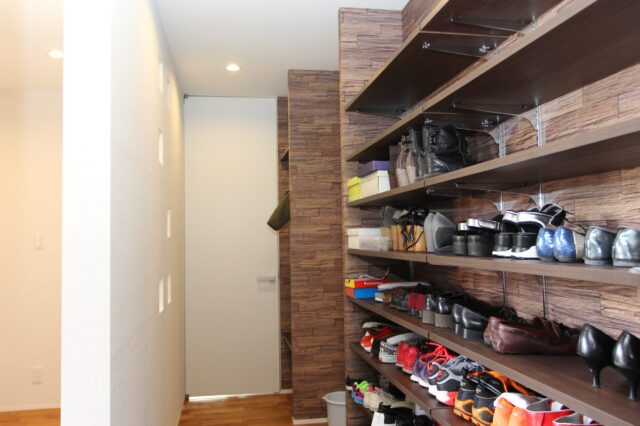 ガレージのある平屋のお家